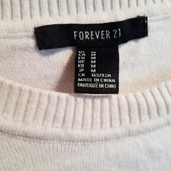 Black and white sweater - Picture 2 of 3